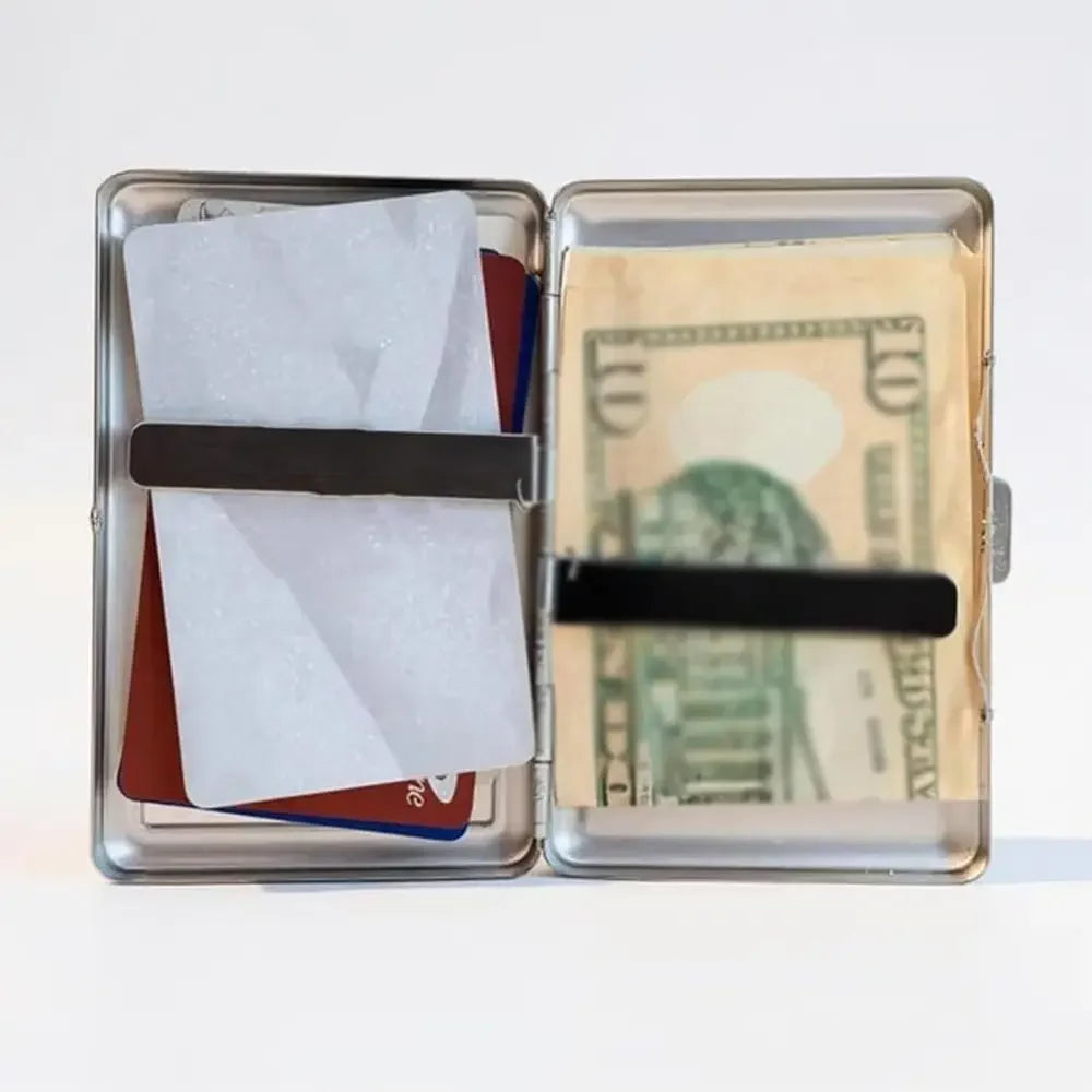 Vintage-Style Vintage Card Case Versatile Design Metal Material Metal Case Easy Snap Multi-function Card Holder